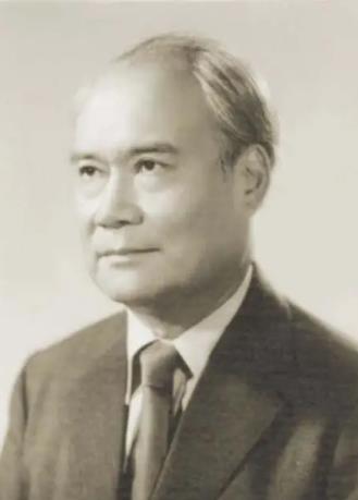 何炳棣