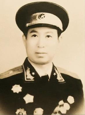 张峰