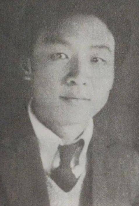史逸