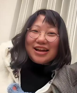 嗜睡的小薇