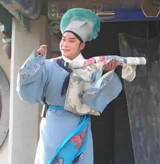 谭明伦