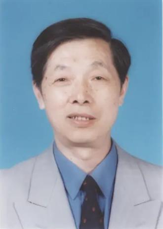 陈立泉