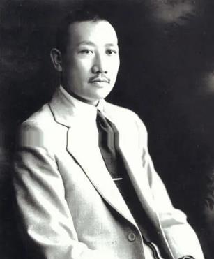 王伯群