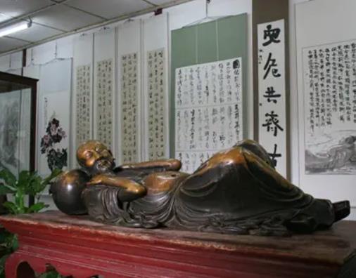 高奣映