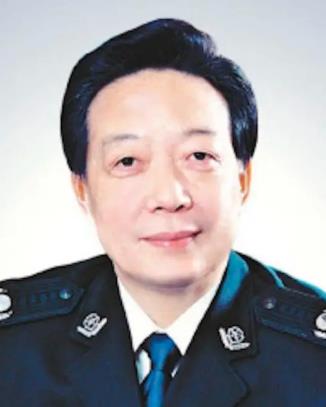 刘德