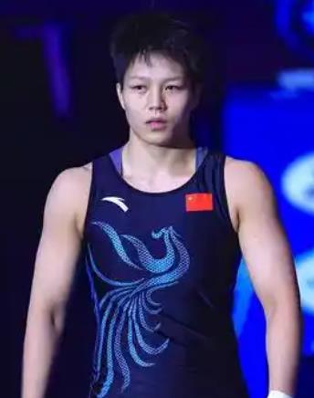 龙佳