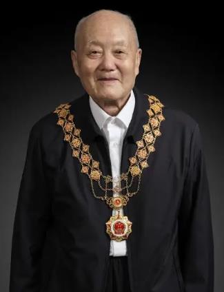 张富清