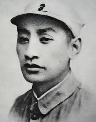 赵英