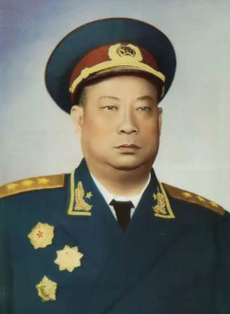 贺炳炎